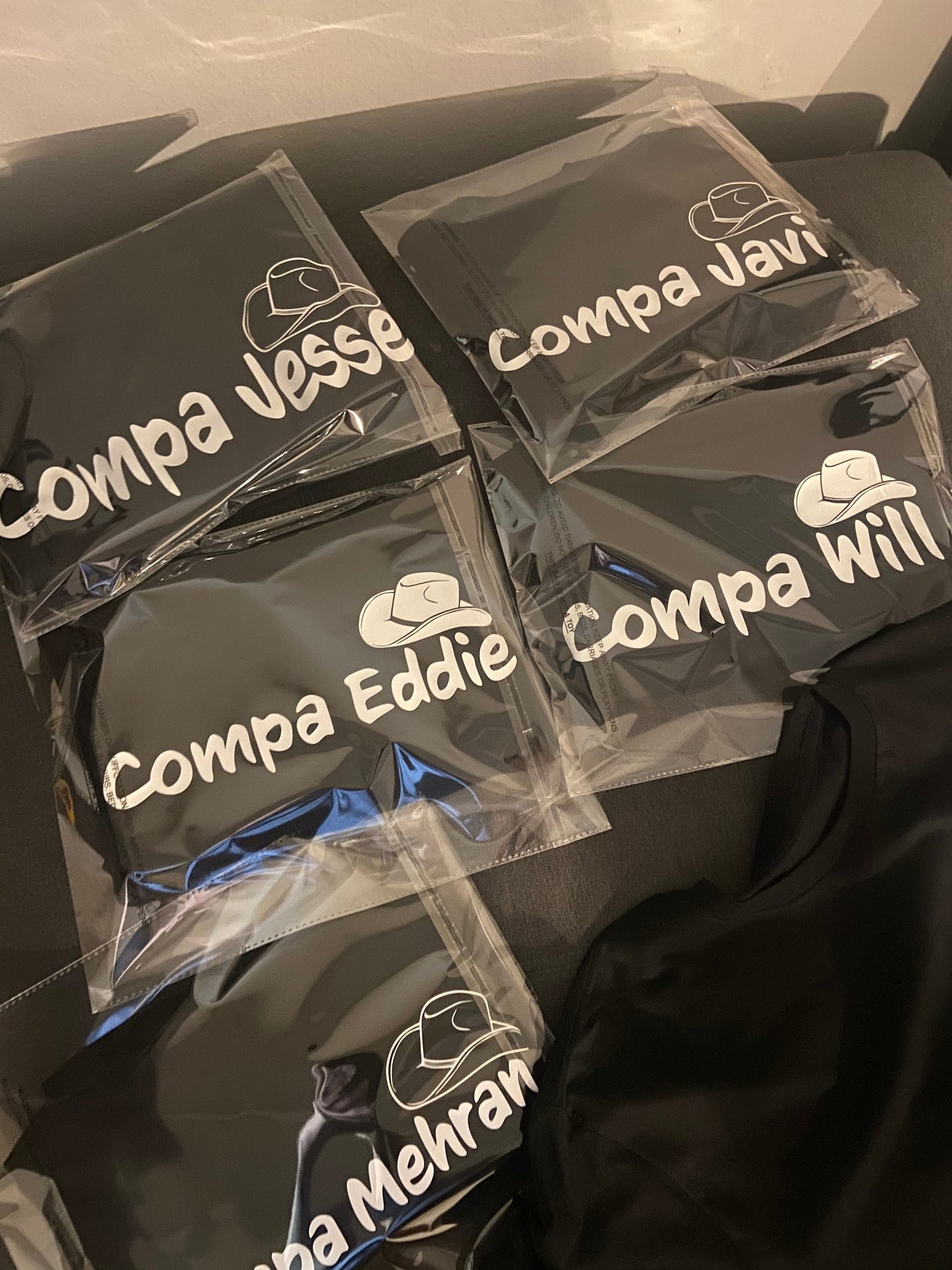 Custom vinyl printing T-Shirts